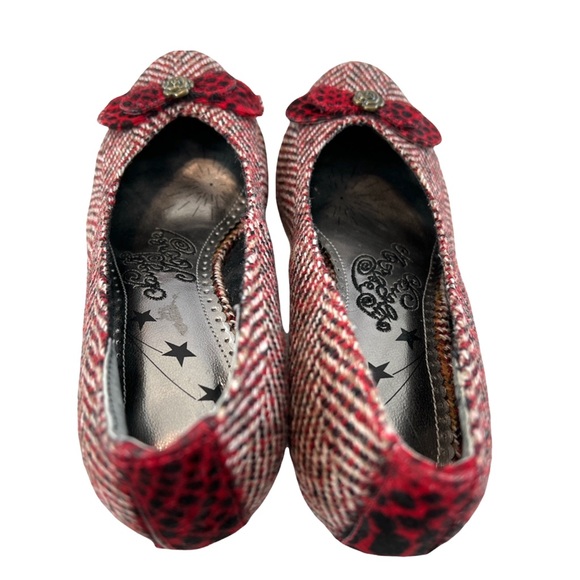 Naughty Monkey Red Nip Tuck Wedge Pump Size 6 - Picture 7 of 14